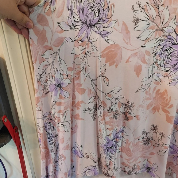 Torrid Pink Birch Beauty Floral Bow Back Tank in Size 1 - Picture 6 of 11